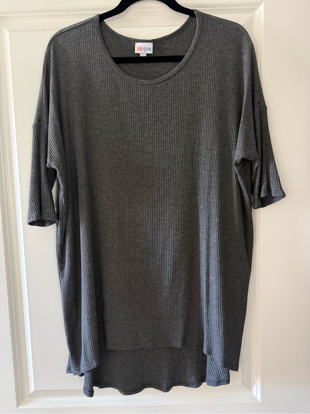 LuLaRoe Charcoal Ribbed Short Sleeve Women's Tunic Sz L